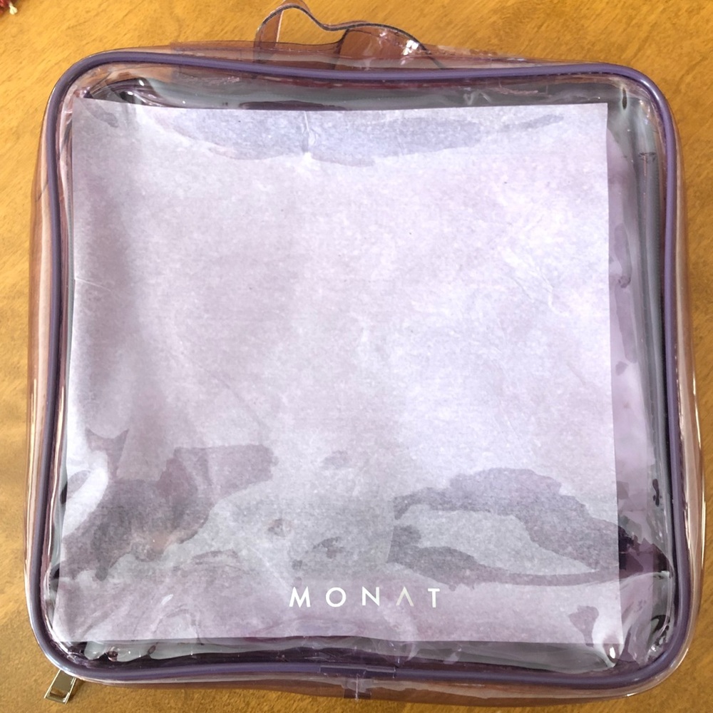 Monat zippered travel bag
